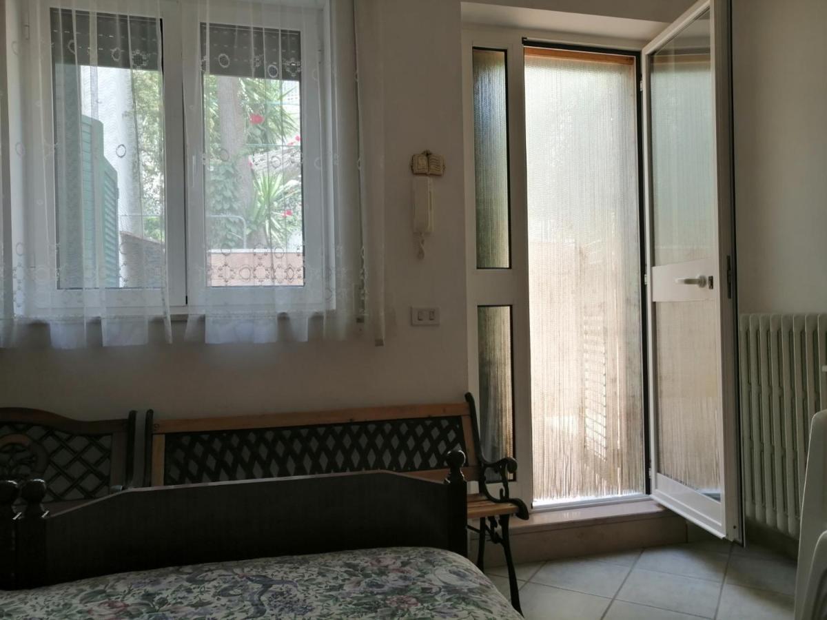 Il Giardino Della Nonna Apartment *